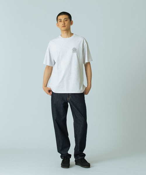 SILAS(サイラス)の「HERALDRY S/S TEE(Tシャツ/カットソー・メンズ・アッシュ/ブラック/ホワイト・L/M/XL)」の18枚目の写真