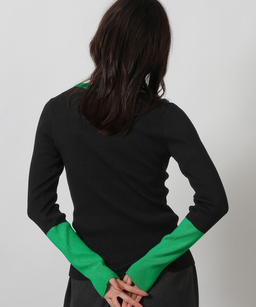 LAKOLE（ラコレ）の「12ゲージ袖配色ニット2 / 638483（ニット/セーター・レディース・ネイビー/オフホワイト/ホワイト×ブラック/ブラック/ライトブルー・FREE）」の6枚目の写真