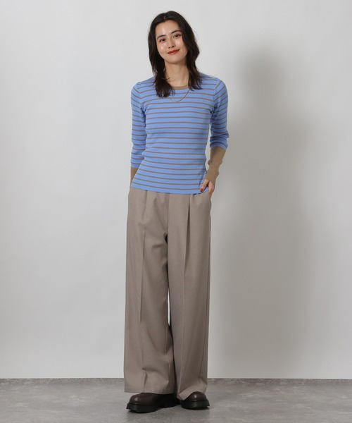 LAKOLE（ラコレ）の「12ゲージ袖配色ニット2 / 638483（ニット/セーター・レディース・ネイビー/オフホワイト/ホワイト×ブラック/ブラック/ライトブルー・FREE）」の7枚目の写真