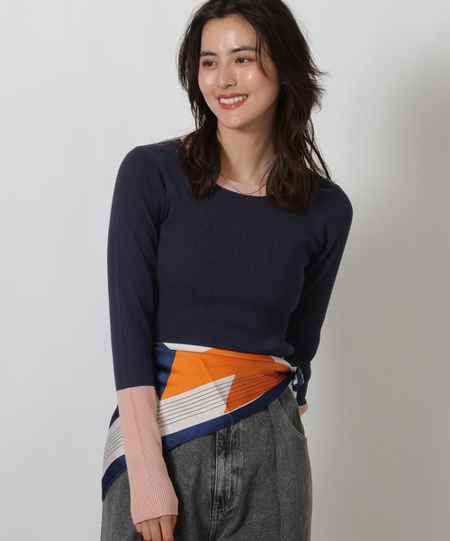 LAKOLE（ラコレ）の「12ゲージ袖配色ニット2 / 638483（ニット/セーター・レディース・ネイビー/オフホワイト/ホワイト×ブラック/ブラック/ライトブルー・FREE）」の18枚目の写真