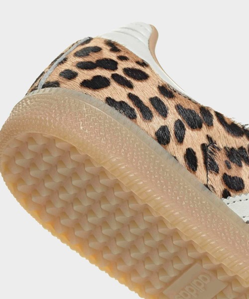 adidas（アディダス）の「サンバOG / Samba OG / アディダスオリジナルス adidas Originals（スニーカー・レディース・ベージュ・22.5cm/23.0cm/23.5cm/24.0cm/24.5cm/25.0cm/25.5cm/26.5cm/27.0cm/27.5cm/22.0cm/26.0cm/28.0cm/28.5cm/29.0cm）」の8枚目の写真