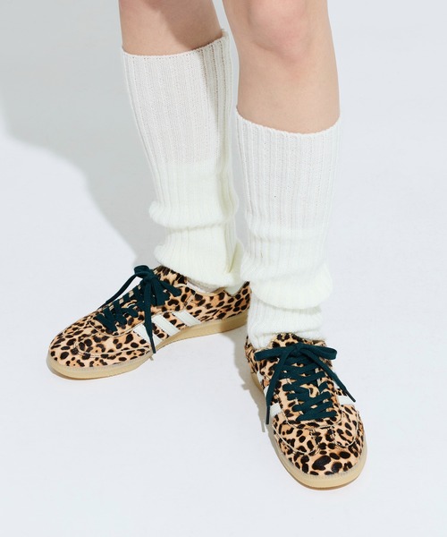 adidas(アディダス)の「サンバOG / Samba OG / アディダスオリジナルス adidas Originals(スニーカー・レディース・ベージュ・22.5cm/23.0cm/23.5cm/24.0cm/24.5cm/25.0cm/25.5cm/26.5cm/27.0cm/27.5cm/22.0cm/26.0cm/28.0cm/28.5cm/29.0cm)」の12枚目の写真