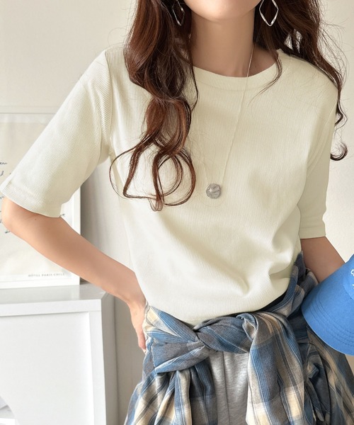 classicalelf（クラシカルエルフ）の「さりげなく華奢見せで大人の魅力アップ。5分袖ストレッチリブコンパクトトップス（Tシャツ/カットソー・レディース・オフホワイト/ブラウン/アイボリー/ブラック・X-LARGE/SMALL/MEDIUM/LARGE）」の12枚目の写真