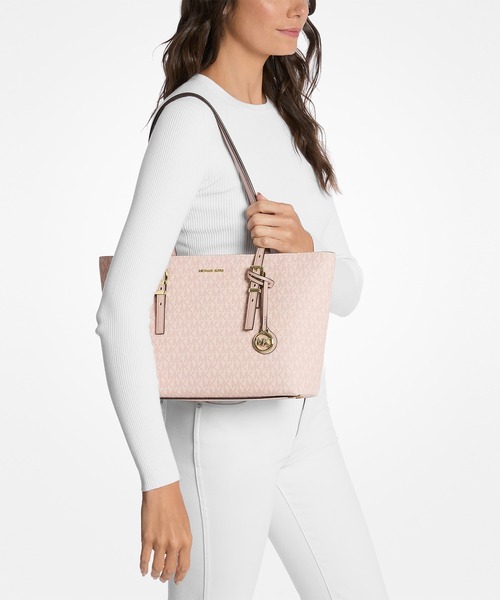MICHAEL KORS(マイケルコース)の「QUINN レザー トップジップ トート ミディアム - MKシグネチャー(トートバッグ・レディース・ピンク系・FREE)」の2枚目の写真