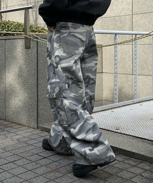 Perushu（ペルーシュ）の「WIDE SWITCHING CARGO PANTS／ワイド切り替えカーゴパンツ（その他パンツ・メンズ・その他/インディゴブルー・MEDIUM/LARGE/SMALL）」の21枚目の写真