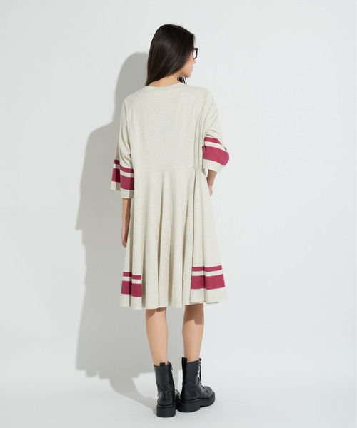 ANNA SUI NYC（アナ スイ エヌ ワイ シー）の「スポーツTシャツワンピース（ワンピース・レディース・ホワイト/パープル/ブラック・FREE）」の11枚目の写真