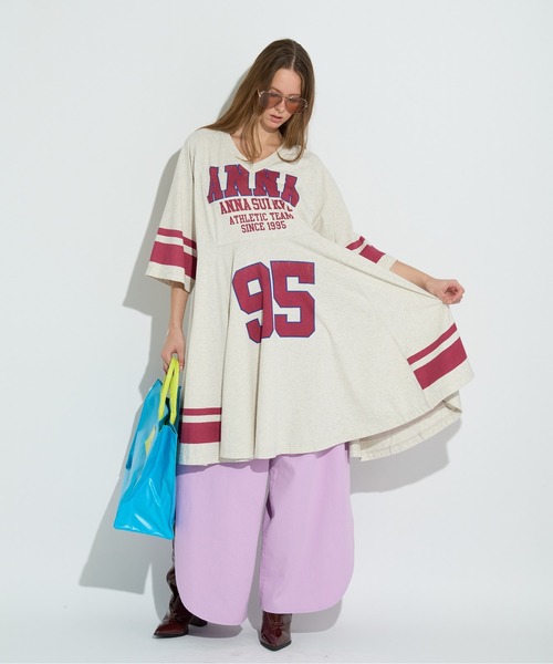 ANNA SUI NYC（アナ スイ エヌ ワイ シー）の「スポーツTシャツワンピース（ワンピース・レディース・ホワイト/パープル/ブラック・FREE）」の4枚目の写真