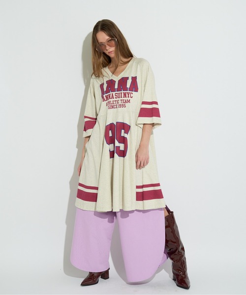 ANNA SUI NYC（アナ スイ エヌ ワイ シー）の「スポーツTシャツワンピース（ワンピース・レディース・ホワイト/パープル/ブラック・FREE）」の5枚目の写真