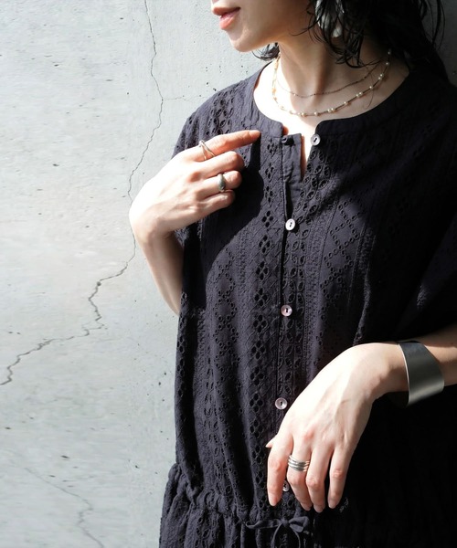 antiqua(アンティカ)の「刺繍 オールインワン(サロペット/オーバーオール・レディース・ブラック/ホワイト・ONESIZE/TL)」の8枚目の写真