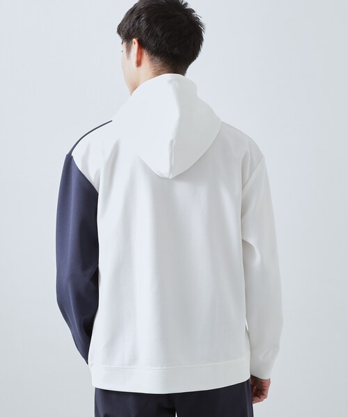 THE SHOP TK (ザ ショップ ティーケー )の「【大人の為の絶妙バランス】パネル切替パーカ 濯機機OK(パーカー・メンズ・ホワイト系8/ホワイト系7・02/03/04)」の11枚目の写真