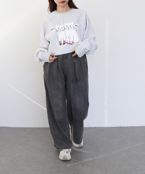 Cepica(セピカ)の「【BLACK SCORE】MIUMIU CATS CROPPED SWEATSHIRTS(Tシャツ/カットソー・レディース・グレー・FREE)」の5枚目の写真