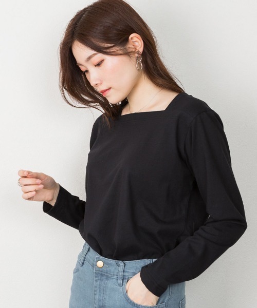 aity(アイティ)の「M-5L コットンスクエアネック無地カットソー 夏服(Tシャツ/カットソー・レディース・ブラック/オフホワイト/グレイッシュベージュ/チャコールグレー/モカ・M~L/4L~5L/LL~3L)」の3枚目の写真