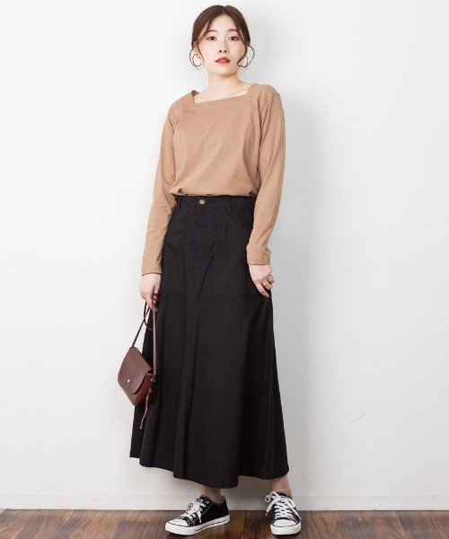 aity(アイティ)の「M-5L コットンスクエアネック無地カットソー 夏服(Tシャツ/カットソー・レディース・ブラック/オフホワイト/グレイッシュベージュ/チャコールグレー/モカ・M~L/4L~5L/LL~3L)」の14枚目の写真