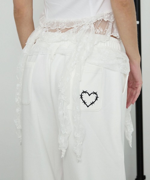 Heart Tattoo(ハートタトゥー)の「レースレイヤードスウェットパンツ / Lace Layered Sweatpants(スウェットパンツ・レディース・ホワイト/グレー・0/1)」の17枚目の写真