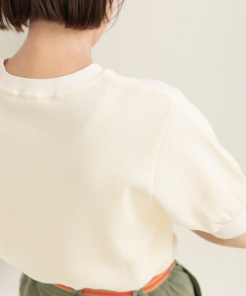 CHILD WOMAN(チャイルドウーマン)の「コットンワッフル製品染 半袖パフスリーブプルオーバー(Tシャツ/カットソー・レディース・アイボリー/ピンク/イエロー/パープル・FREE)」の17枚目の写真