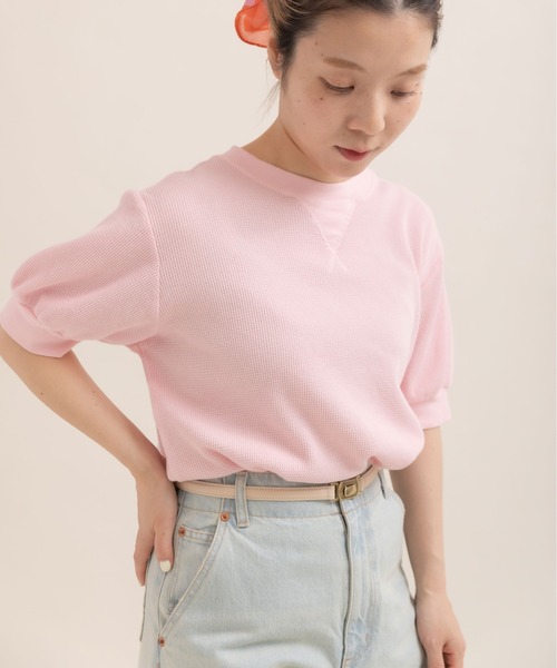 CHILD WOMAN(チャイルドウーマン)の「コットンワッフル製品染 半袖パフスリーブプルオーバー(Tシャツ/カットソー・レディース・アイボリー/ピンク/イエロー/パープル・FREE)」の6枚目の写真