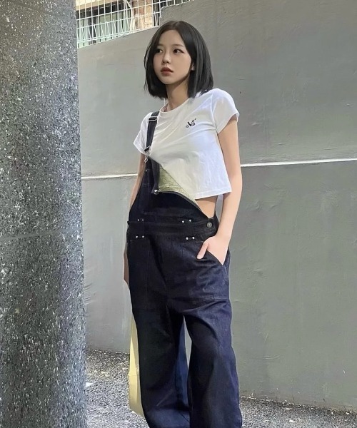 MUCENT(ムセント)の「◇MUCENT◇ブランド直輸入正規品/着丈が選べる/MUCENT SMALL LOGO T スモールロゴ半袖Tシャツ男女共用(Tシャツ/カットソー・レディース・ホワイト/ブラック・S/L/M)」の22枚目の写真