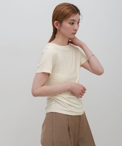select MOCA(セレクトモカ)の「サイドギャザーリブTシャツ(Tシャツ/カットソー・レディース・ブラウン/ブラック/アイボリー/グレー・FREE)」の11枚目の写真