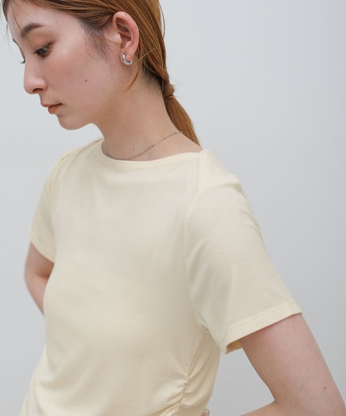 select MOCA(セレクトモカ)の「サイドギャザーリブTシャツ(Tシャツ/カットソー・レディース・ブラウン/ブラック/アイボリー/グレー・FREE)」の14枚目の写真