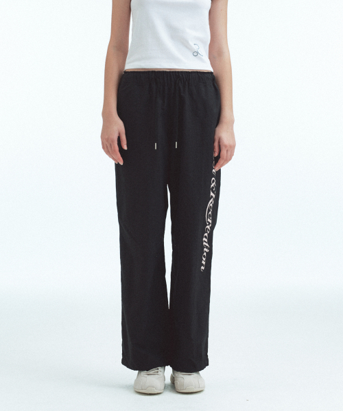 Rest&Recreation（レストアンドレクリエーション）の「WIDE NYLON PANTS - BLACK（その他パンツ・レディース・その他・SMALL/MEDIUM/LARGE）」の7枚目の写真