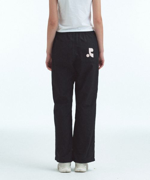 Rest&Recreation（レストアンドレクリエーション）の「WIDE NYLON PANTS - BLACK（その他パンツ・レディース・その他・SMALL/MEDIUM/LARGE）」の8枚目の写真