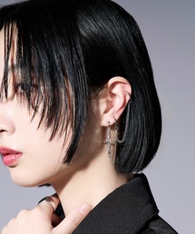 Ellno Loset（エルノロゼット）の「Connector chain pierce（ピアス（片耳用））」