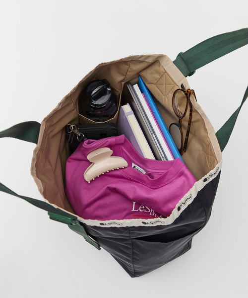 LeSportsac（レスポートサック）の「LG HANDLE ADJ TOTE ディープシー/ボトルグリーンウェビング（トートバッグ・レディース・ブルー・FREE）」の16枚目の写真