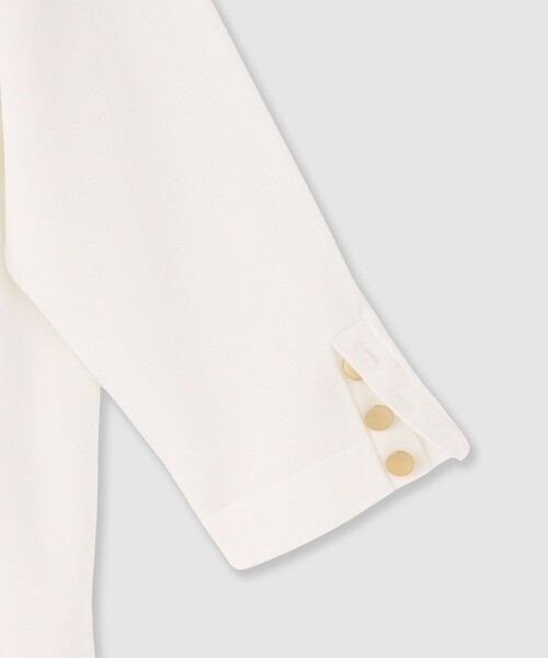 ANAYI（アナイ）の「スリーブ釦ボートネックプルオーバー（ニット/セーター・レディース・ブラック/ホワイト/ピンク/ブルー・38）」の13枚目の写真