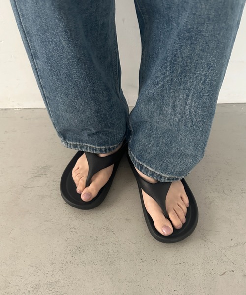 MYMOOD.(マイムード)の「軽量EVAトングサンダル(サンダル・レディース・ブラック/ピンク/ホワイト・24.5cm/23.5cm)」の6枚目の写真