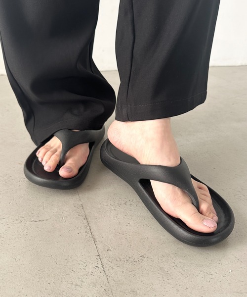 MYMOOD.(マイムード)の「軽量EVAトングサンダル(サンダル・レディース・ブラック/ピンク/ホワイト・24.5cm/23.5cm)」の12枚目の写真