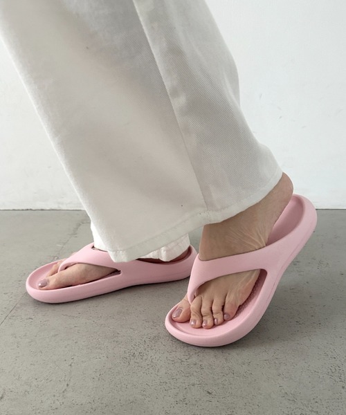 MYMOOD.(マイムード)の「軽量EVAトングサンダル(サンダル・レディース・ブラック/ピンク/ホワイト・24.5cm/23.5cm)」の21枚目の写真