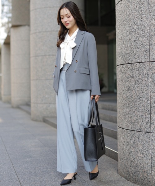 JILL by JILL STUART（ジルバイジルスチュアート）の「チェーンベルトタックワイドパンツ（その他パンツ・レディース・ピンク/ブルー/グレー/ベージュ・SMALL/MEDIUM）」の3枚目の写真