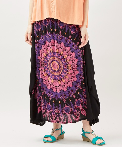 チャイハネ（チャイハネ）の「【チャイハネ】レレリア変形スカート（スカート・レディース・ブルー/ブラック/ホワイト・FREE）」の2枚目の写真