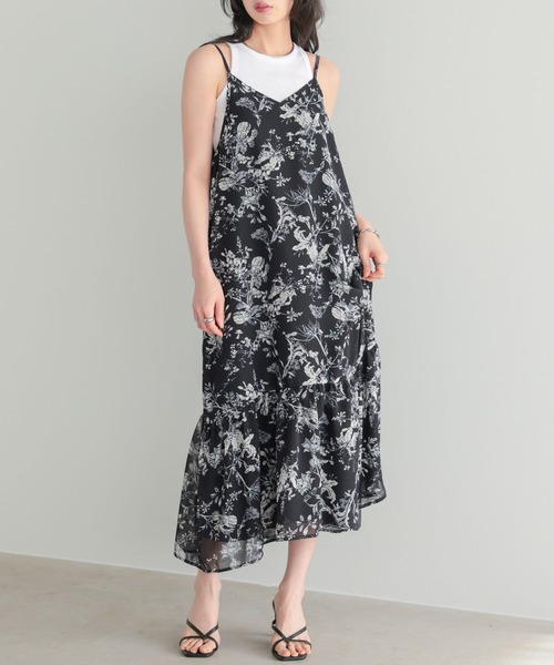 itto...(イット)の「花柄シフォンキャミソールワンピース(ワンピース・レディース・ブラック/モカ・FREE)」の2枚目の写真