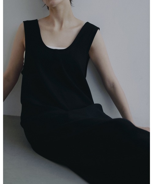 anuke（アンヌーク）の「Uneck Loose Onepiece（ワンピース・レディース・ネイビー/ブラック・36inch/38inch）」の4枚目の写真