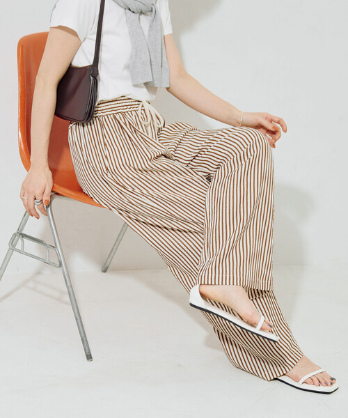 FREAK'S STORE（フリークスストア）の「限定展開　ポコポコ ストライプ イージーパンツ（その他パンツ・レディース・ブラック/グリーン/ブラウン・SMALL/MEDIUM）」の2枚目の写真