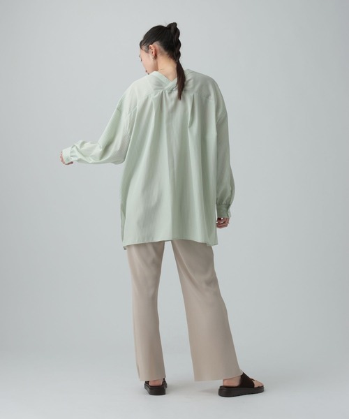 LEPSIM(レプシィム)の「Vネックオーバーシャツ長袖チュニック 643022(シャツ/ブラウス・レディース・チャコールグレー/オレンジ/グレイッシュベージュ/グリーン系その他・FREE)」の14枚目の写真