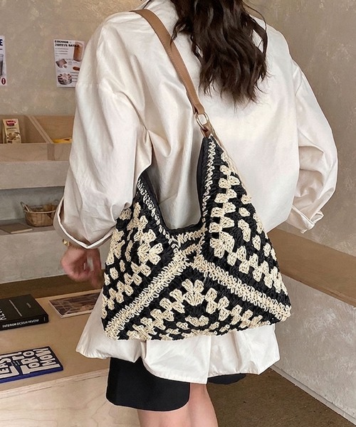 WESTSEA(ウエストシー)の「天然草木 麦わら かごバッグ レディース 編みバッグ トートバッグ 透かし編み 夏バッグ ナチュラル(トートバッグ・レディース・ブラック/ベージュ・FREE)」の3枚目の写真