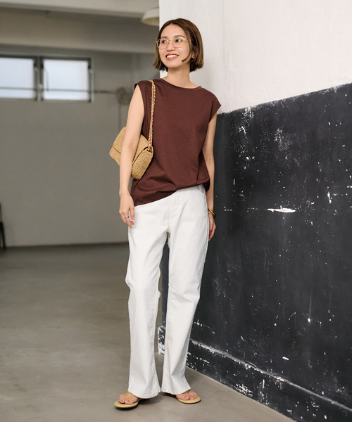 FRAMeWORK（フレームワーク）の「ルーズフレアデニムパンツ（デニムパンツ・レディース・ブラック/ホワイト/ブルー系その他・36/38/40）」の20枚目の写真