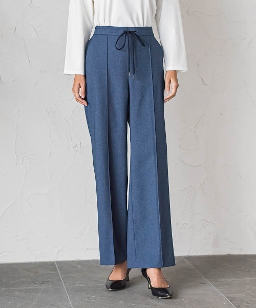 la.f…(ラエフ)の「【WEB限定】“美脚デニム見え”ワイドパンツ(その他パンツ・レディース・ダークネイビー/ブラック系その他・7号/9号/11号)」の2枚目の写真