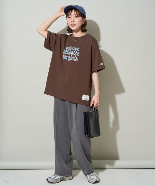 FREAK'S STORE（フリークスストア）の「限定展開 DISCUS ATHLETIC × FREAK'S STORE/ディスカスアスレチック 別注 ロゴ 半袖 Tシャツ（Tシャツ/カットソー・レディース・ブラック/オフホワイト/ネイビー/ブラウン・ﾌﾘ-）」の18枚目の写真