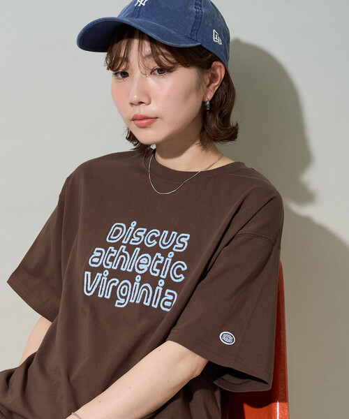 FREAK'S STORE（フリークスストア）の「限定展開 DISCUS ATHLETIC × FREAK'S STORE/ディスカスアスレチック 別注 ロゴ 半袖 Tシャツ（Tシャツ/カットソー・レディース・ブラック/オフホワイト/ネイビー/ブラウン・ﾌﾘ-）」の20枚目の写真