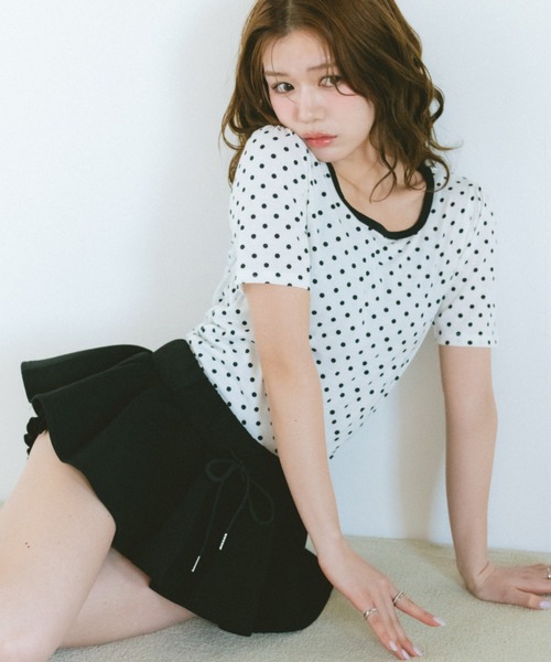 VANNIE U（ヴァニーユー）の「ドットリンガーTシャツ　前後2WAY（Tシャツ/カットソー・レディース・ホワイト/ブラック・FREE）」の2枚目の写真