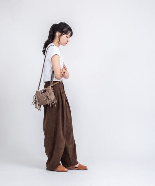 AULENTTI（オウレンティ）の「【AULENTTI/オウレンティ】フリンジ　ミニショルダーバッグ　スエード（ショルダーバッグ・レディース・ベージュ系その他/ダークブラウン・FREE）」の16枚目の写真