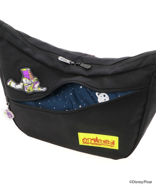 Manhattan Portage（マンハッタンポーテージ）の「Duet Shoulder Bag / TOY STORY（ショルダーバッグ・レディース・ブラック・SMALL）」の7枚目の写真