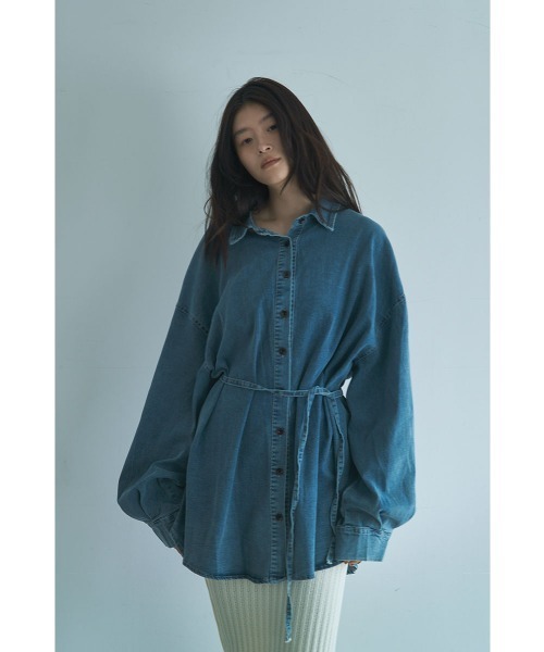 marjour(マージュール)の「DRAPE DENIM SHIRT TUNIC(シャツ/ブラウス・レディース・インディゴブルー/ブルー・M)」の21枚目の写真