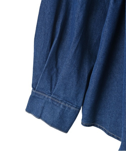 marjour(マージュール)の「DRAPE DENIM SHIRT TUNIC(シャツ/ブラウス・レディース・インディゴブルー/ブルー・M)」の16枚目の写真