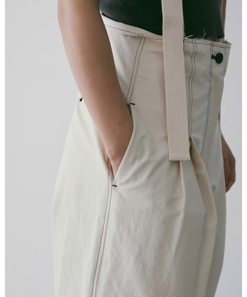 anuke(アンヌーク)の「Suspenders Wide Pants(その他パンツ・レディース・アイボリー/ブラック・36inch/38inch)」の12枚目の写真
