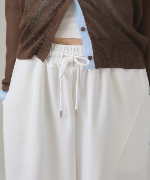 apres jour mignon（アプレジュールミニョン）の「バック切り替えカーブパンツ（その他パンツ・レディース・オフホワイト/チャコール/杢グレー・LARGE/MEDIUM/SMALL）」の7枚目の写真