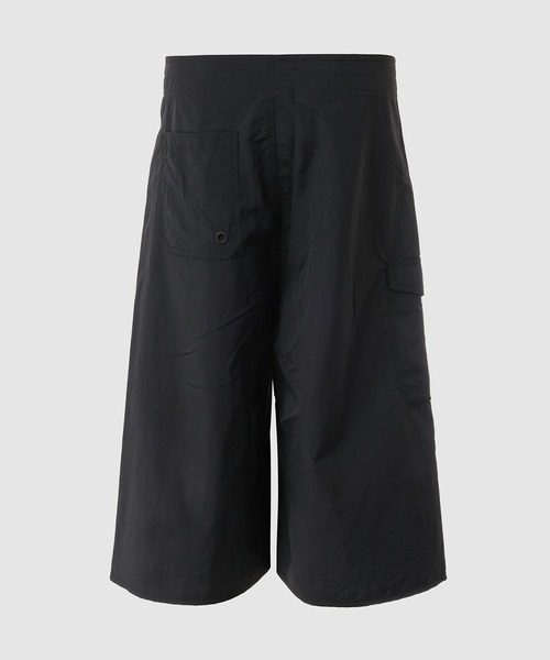 ERL（イーアールエル）の「UNISEX LONG SWIM SHORTS WOVEN（その他パンツ・メンズ・ブラック・S/M）」の2枚目の写真